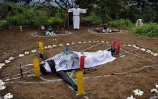 梦见自己鬼上身(梦见自己鬼上身自己知道)